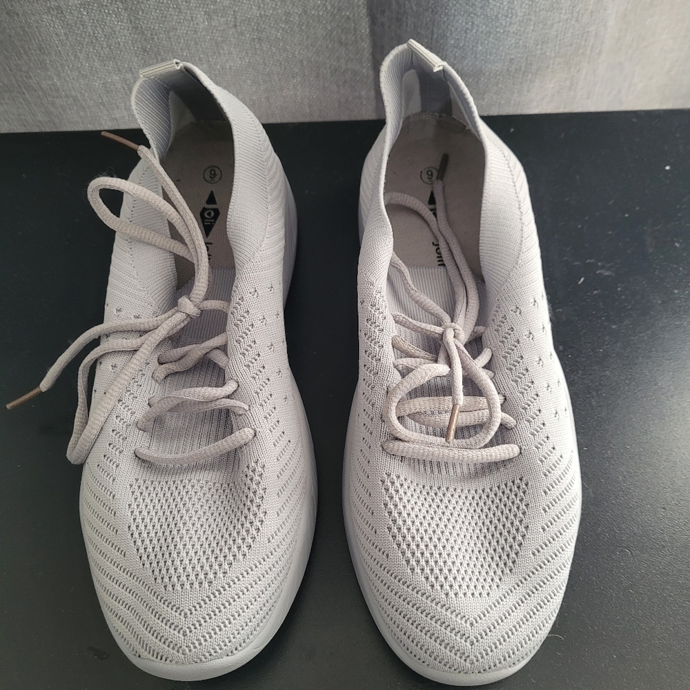 Jolimall size 9